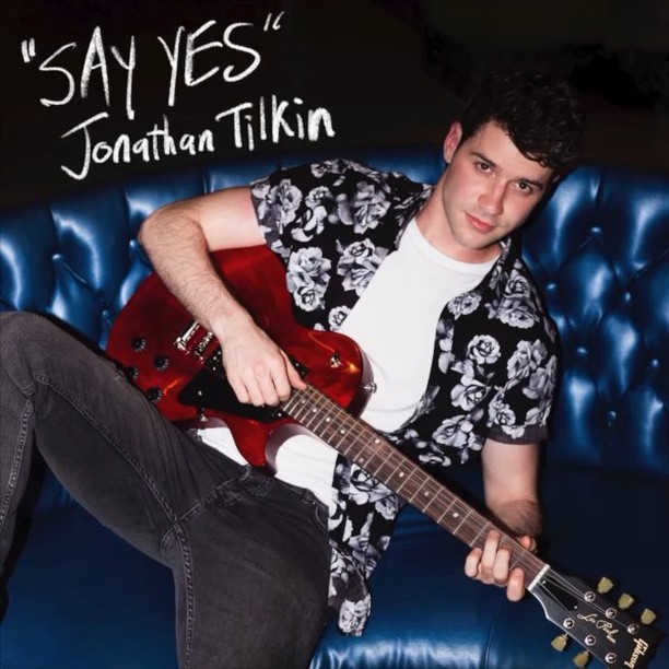 SAY YES seems like such a simple piece of advice , and yet it can be of such grand consequence opening all kinds of boxes, Pandora’s, Spotify’s and a whole host of others. I’m grateful that saying yes has led me to this collaboration with @jonathantilkin Check it out. Link in bio. #sayyes #dontmissthekickasslyricvideo